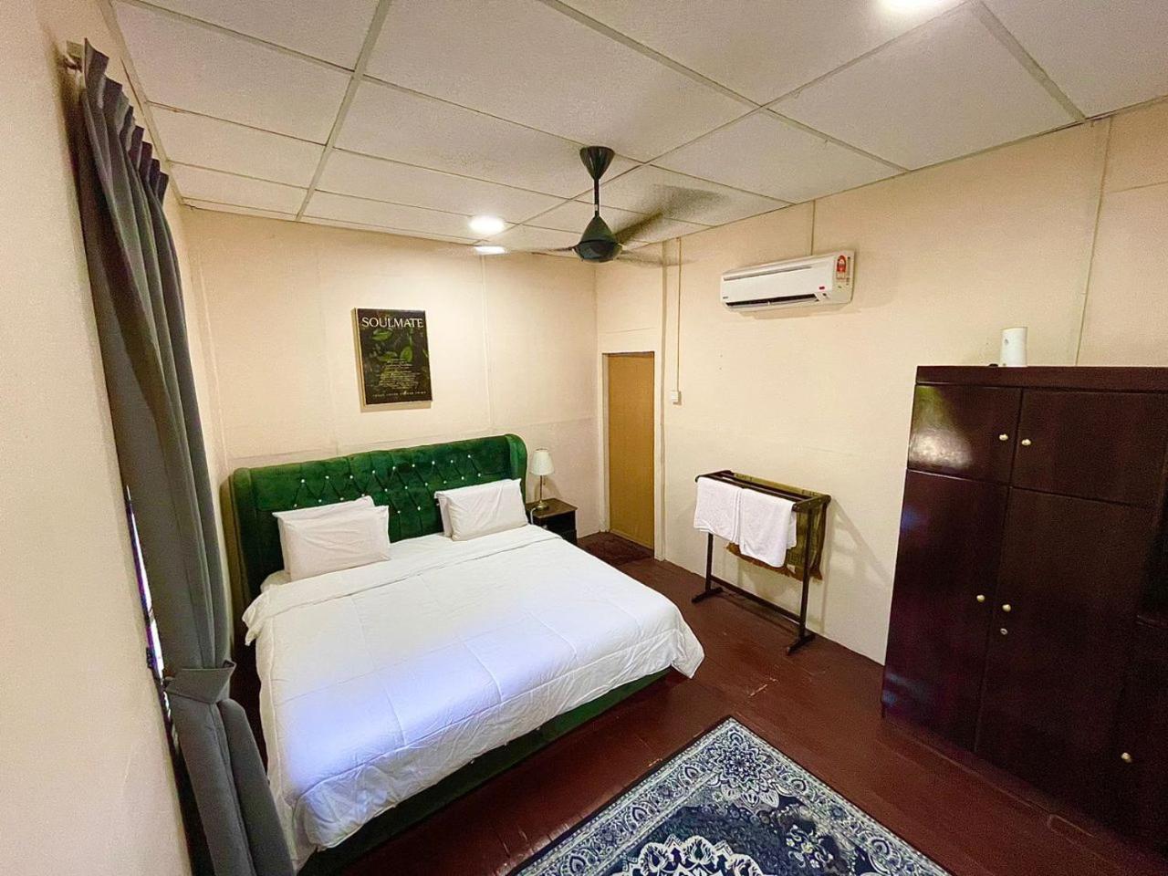Dgeting Beach Resort Tumpat Exterior photo